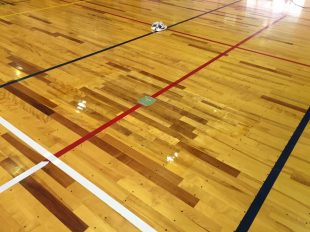大学さまの体育館の床金具の基礎改修工事